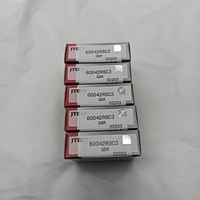 6300 깊은 굴곡 구조 공 베어링 크롬 스틸 GCr 15 44.99 - 45 mm